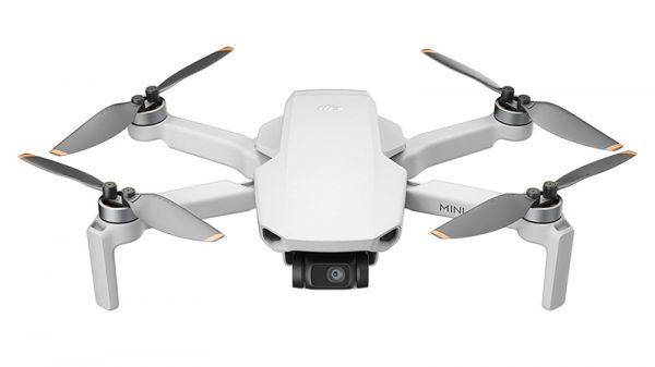 DJI-lance-un-nouveau-mini-drone-4K